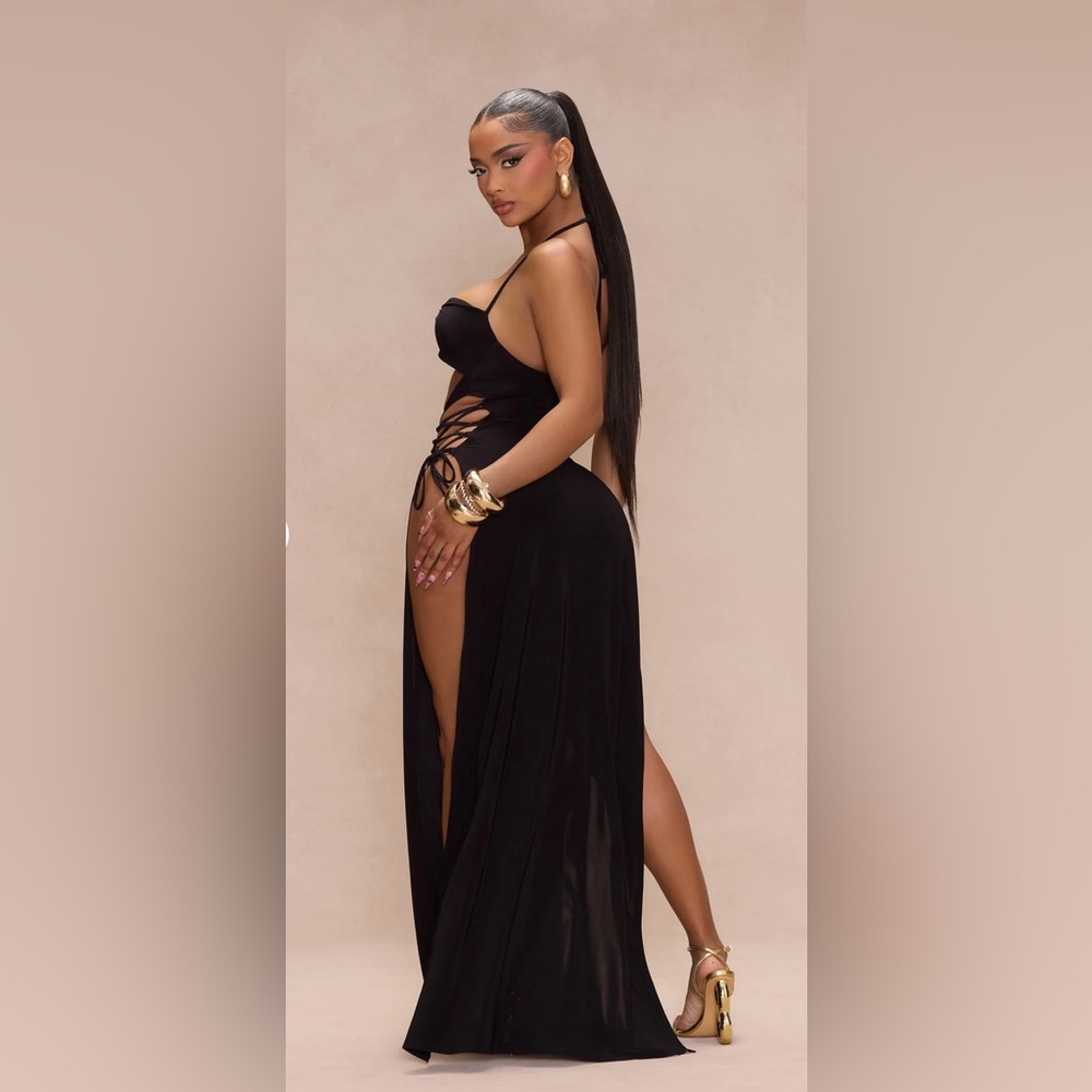 Fashion Nova Black Cutout Maxi Dress - Picture 2 of 4